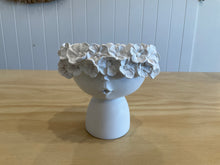 Load image into Gallery viewer, Nero lady head vase